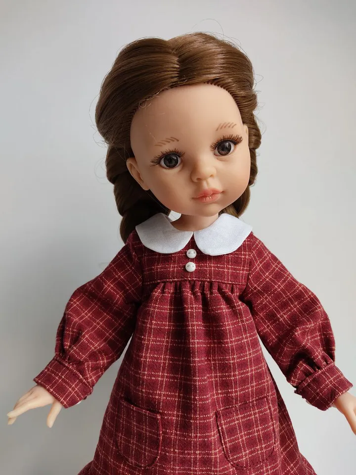 PDF sewing pattern for Paola Reina dolls.