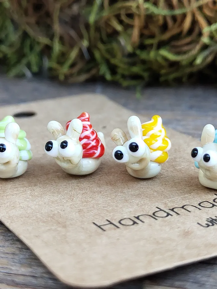 MINIATURE ANIMALS Snail figurine aquarium decoration Glass figurines