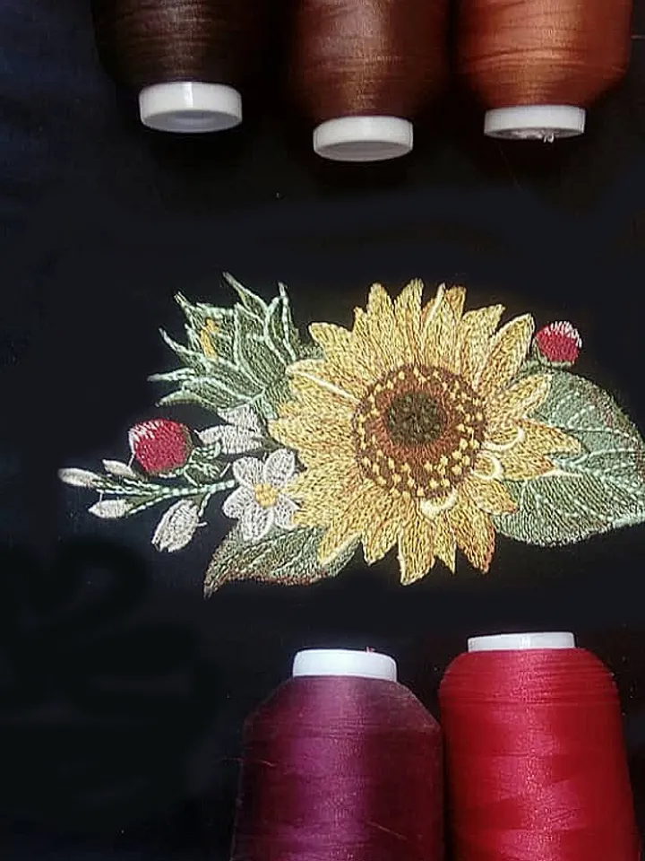 Sunflower 1 part 6x8 Embroidery Design