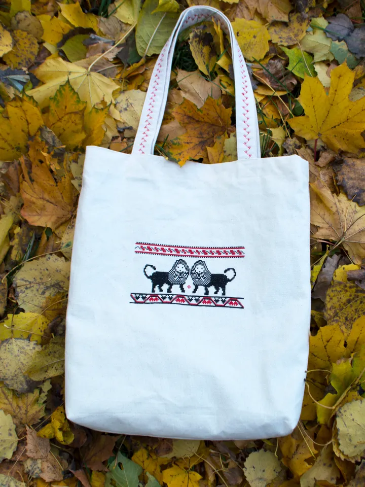 Bag tout shopper hand embroidery traditional ornament