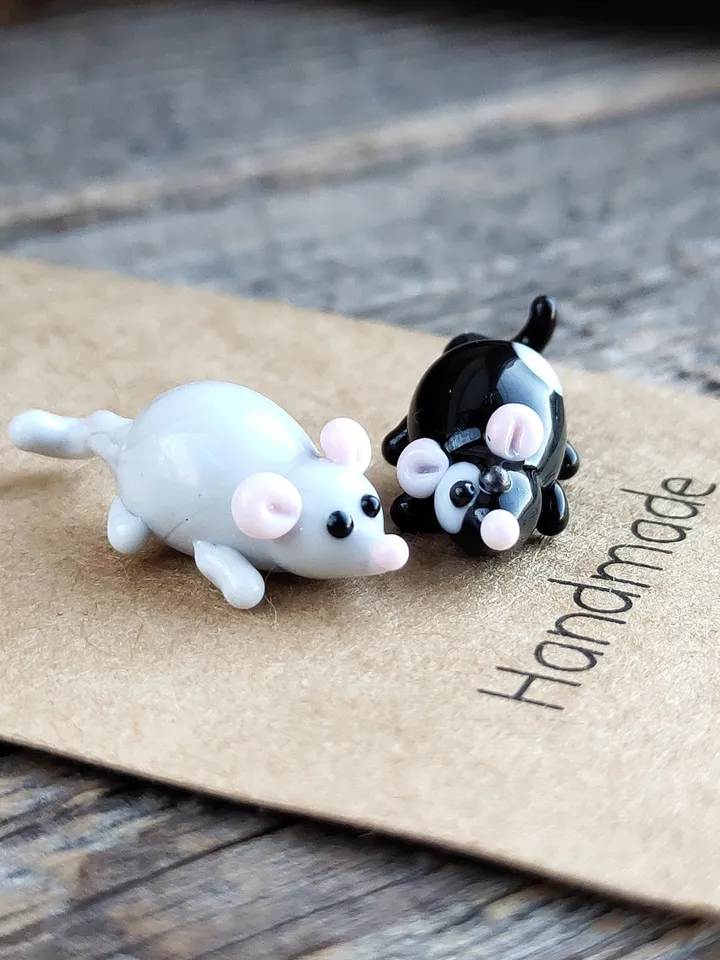 Mouse figurine Rat gifts Pet mouse Rat toy Glass rat art Mouse miniature Dollhouse miniature Miniature animals Tiny glass mouse White rat