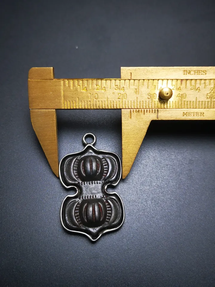 Gandhanra Antique Tibetan Buddhist Protective Pendant,Vajra Dorje Amulet (Vajrayana) ,the Protector of Buddha, inlaid with Sliver
