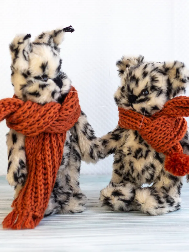 Exclusive Handmade Stuffed Cats toy: A Collectible Soft Animal Gift/ 2 cats together
