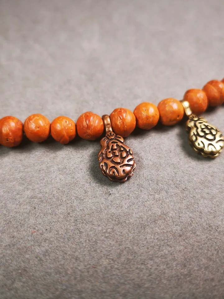 Gandhanra Handmade Buddhist Mala Counter Clip,Bum Counter Clip for Prayer Beads,Mani Jewel/Wish-Fulfilling Cintamani Shape,Mala Accessories