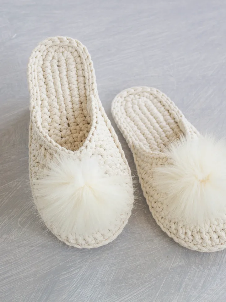 Bridesmaid slippers - Bride slippers - Bridal slippers