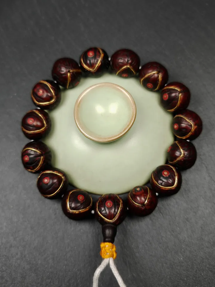 Gandhanra Unique Tibetan Wrist Mala,Old Bodhi Beads Bracelet,Inlaid Copper Wire and Agate,Diameter 17mm,Circumference 20cm