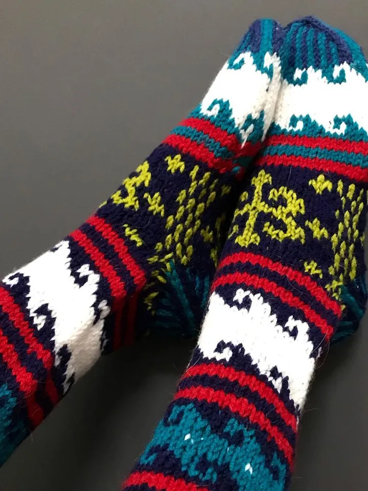 Jurabian socks in ethnic strip