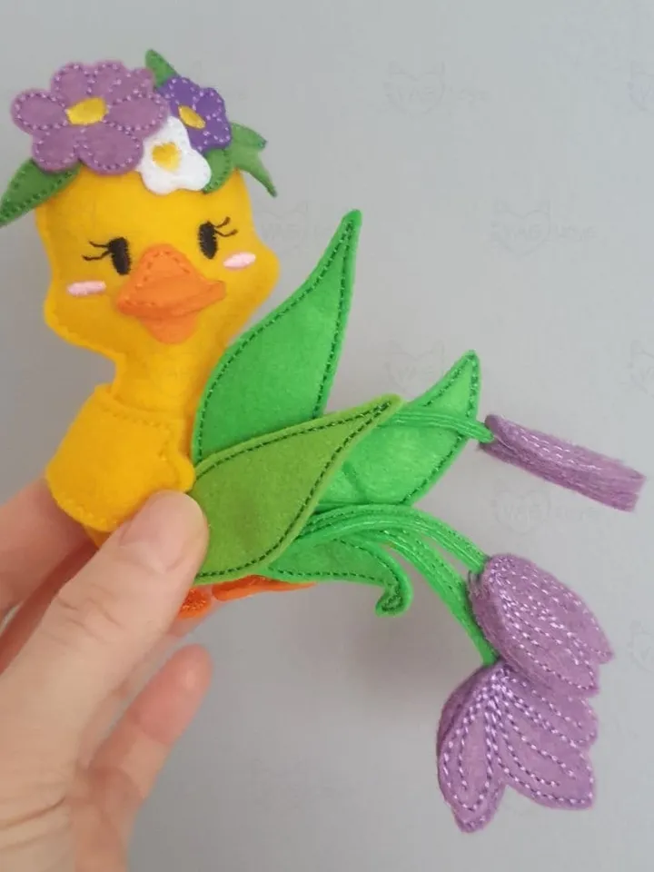 ITH Spring Duckling with Flowers Embroidery Design, Easter Felt Duck Toy Pattern, 4x4 Hoop Digital File Pack
