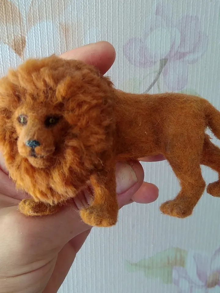 Puppet lion. Miniature. Dollhouse miniature. Handmade.1:12.lion. King of beasts. Puppet miniature.