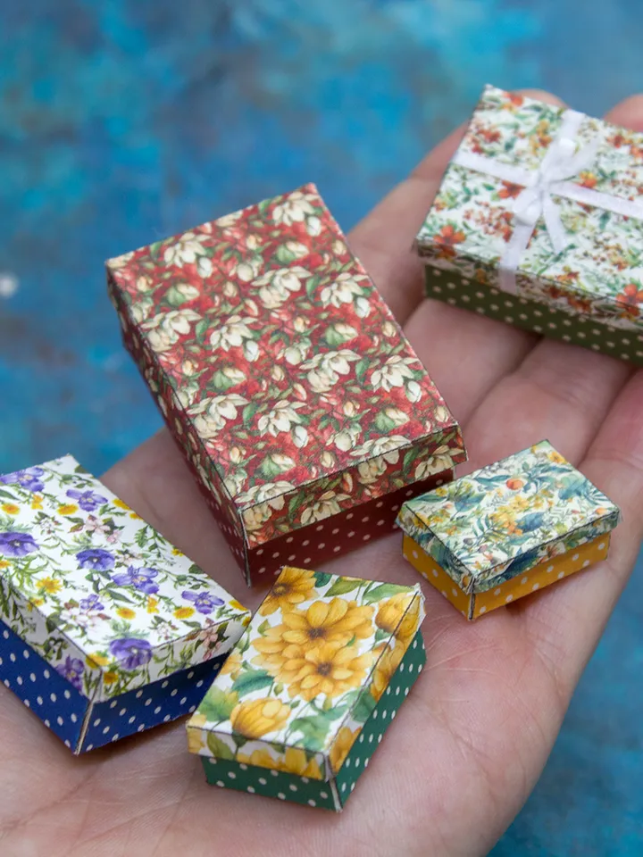 TEMPLATE Miniature vintage boxes for 1:12 scale dollhouse