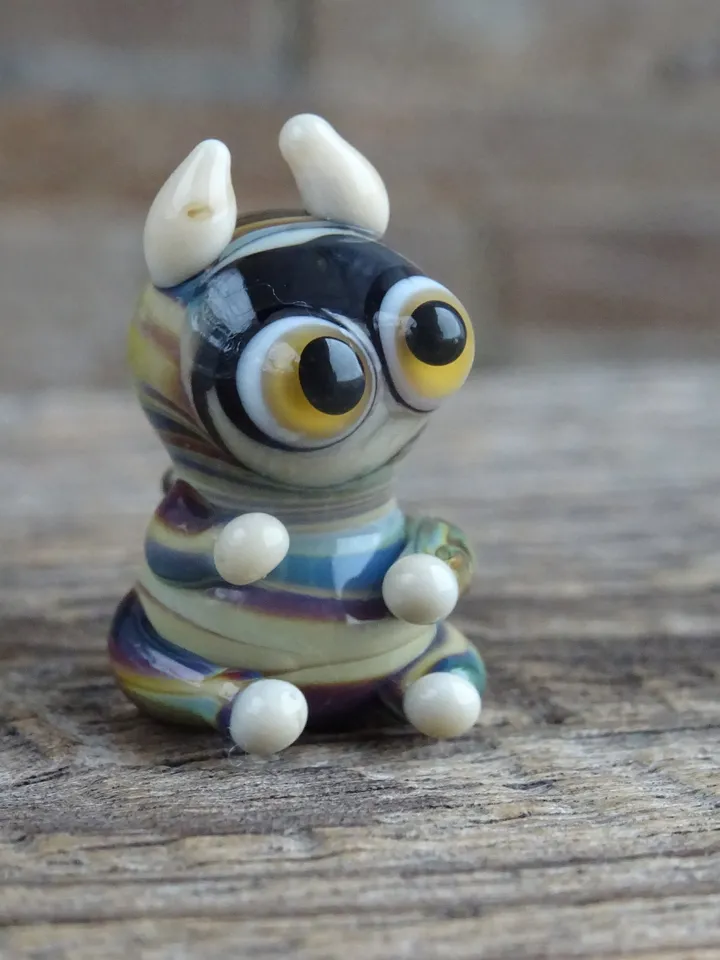 Tiny monster miniature glass monster figurine monster sculpture for terrarium decoration or fairy garden decor