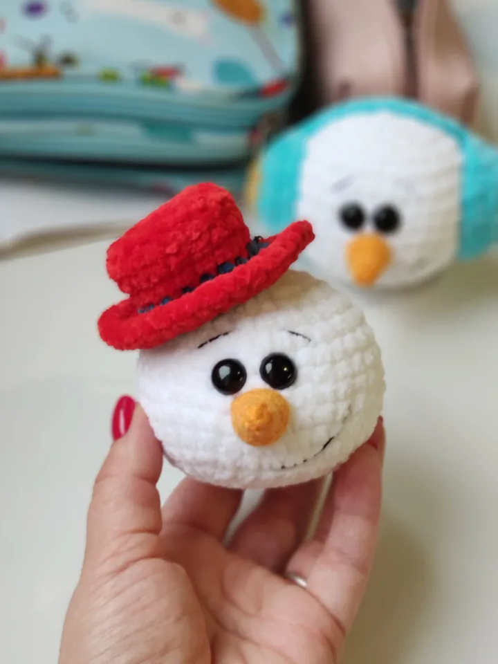 Christmas Snowman easy crochet pattern 4 in 1
