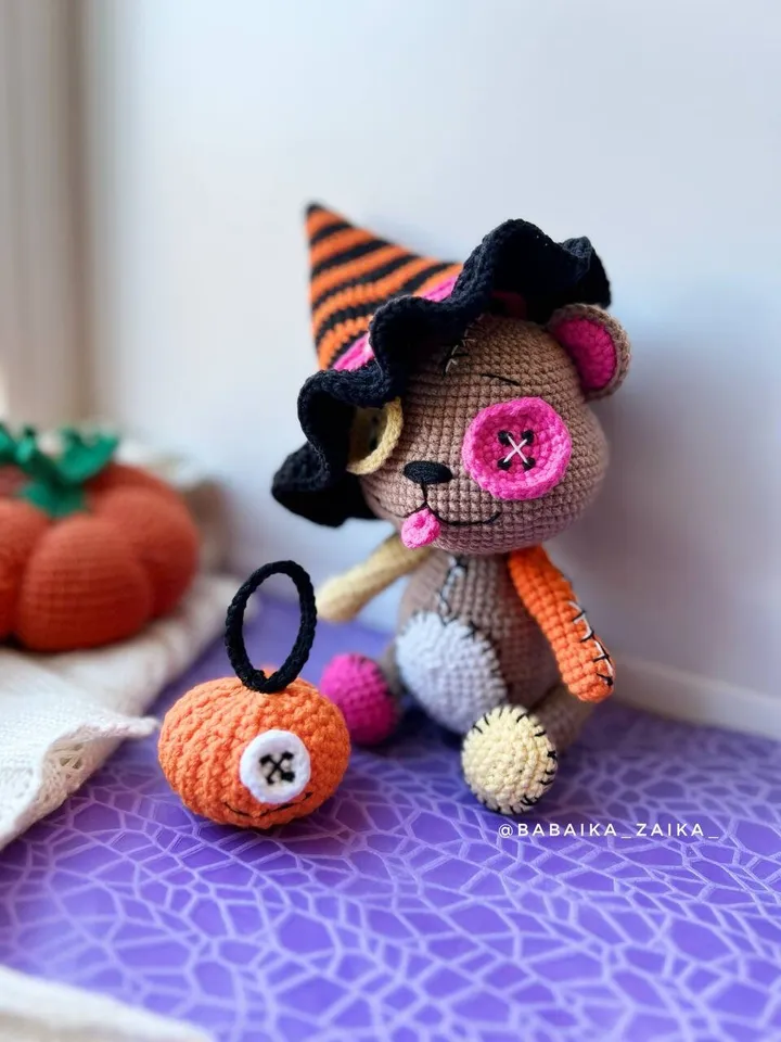 PDF Crochet Bear with a Pumpkin crochet pattern, Halloween amigurumi, Amigurumi Pumpkin monster, Amigurumi Bear patrón en español