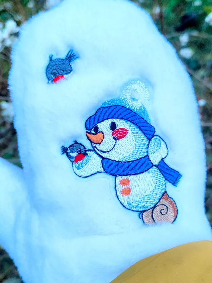 Set: Snow Maiden, Snowman and bullfinches? machine embroidery designs