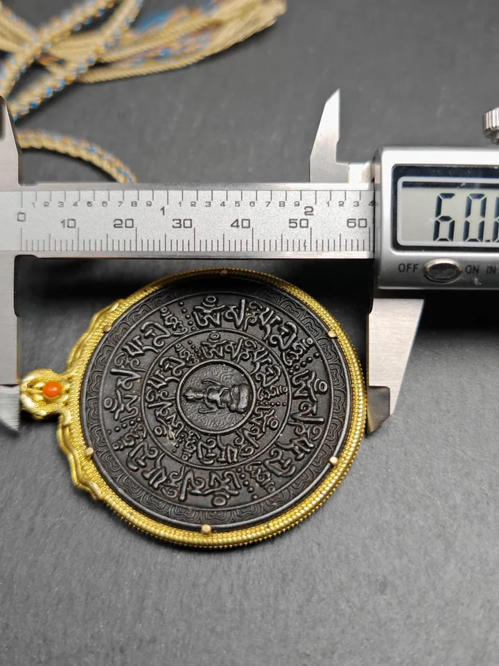 Gandhanra Handmade Tibetan Buddhist Amulet,Om Mani Padme Hum Badge Pendant, Mantra of Chenrezig, Protective Chram