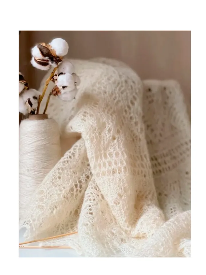 Goat down with silk. 100% Natural , Ecologically clean yarns. White