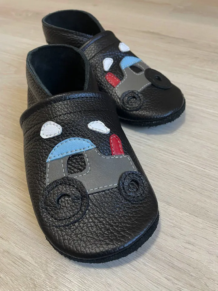 Boys Shoes, Soft Sole Baby Shoes, Infant Crib Shoes, Leather Soft Booties, Daimoccs, Baby shoes with Tractors, Daimoccs Newborn Boots