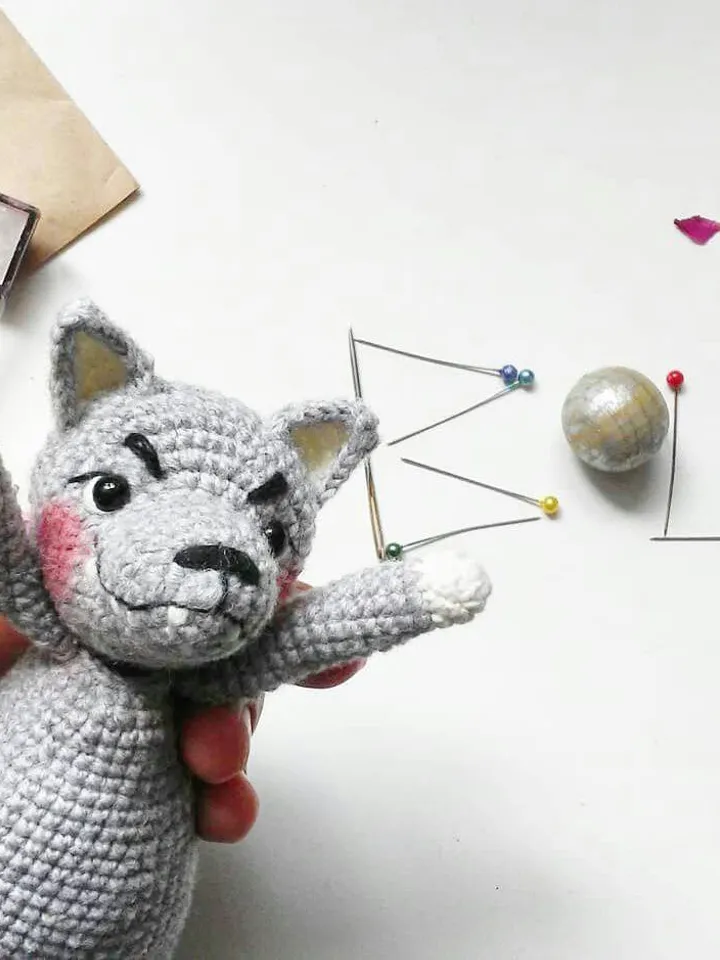 Crochet pattern wolf red riding hood