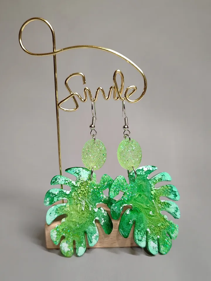 Monstera leaf earrings, green colored earrings