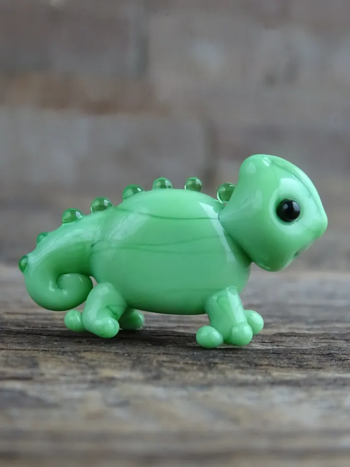 GLASS FIGURINES Chameleon figurine MIniature Chameleon ornament Glass Chameleon scuplture Chameleon gift Reptile figurine Terrarium Aquarium