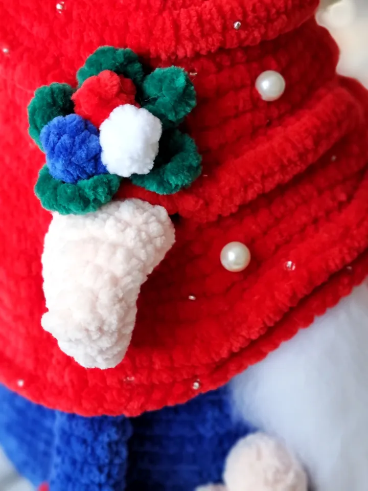 Crochet Christmas gnome pattern. Crochet Elf pattern. Amigurumi Christmas gnome
