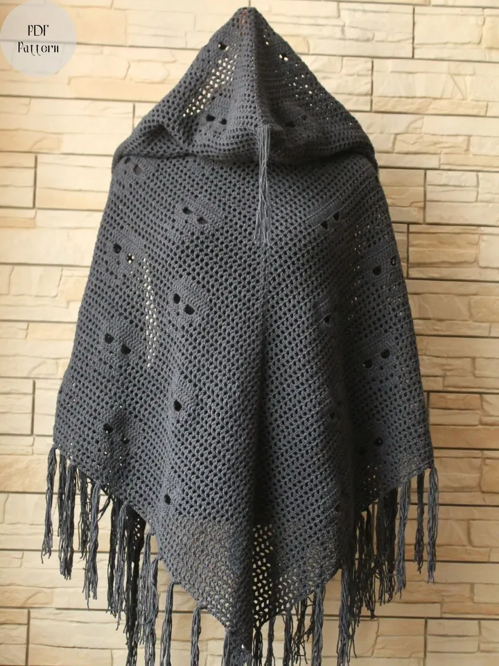 Crochet Pattern shawl with hood and skulls, Crochet shawl pattern, Crochet pattern skulls, Easy patter, Stylish gift