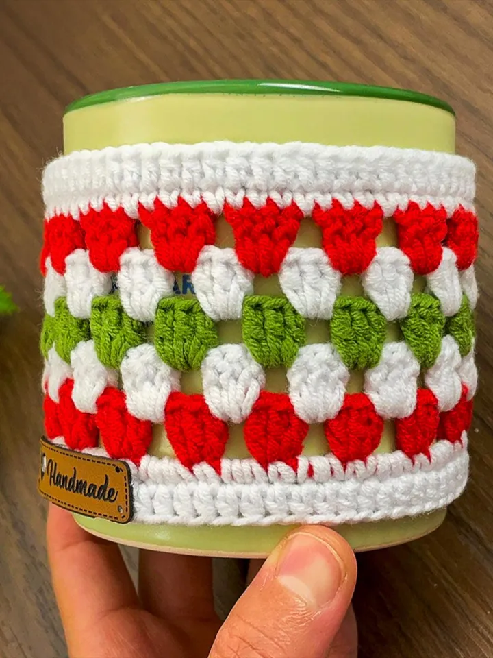 Christmas Crochet Mug Cozy Pattern PDF, Festive Red Green White Cup Cozy Pattern, Handmade Holiday Mug Cover, Crochet Cup Sleeve Tutorial