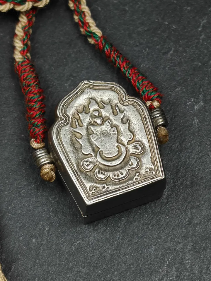 Tibetan Gau Box Amulet,Mini Ghau Shrine,Portable Tibetan Buddhist Altar Necklace with Offerings,Protective Charm,Spiritual Gift,11 Types