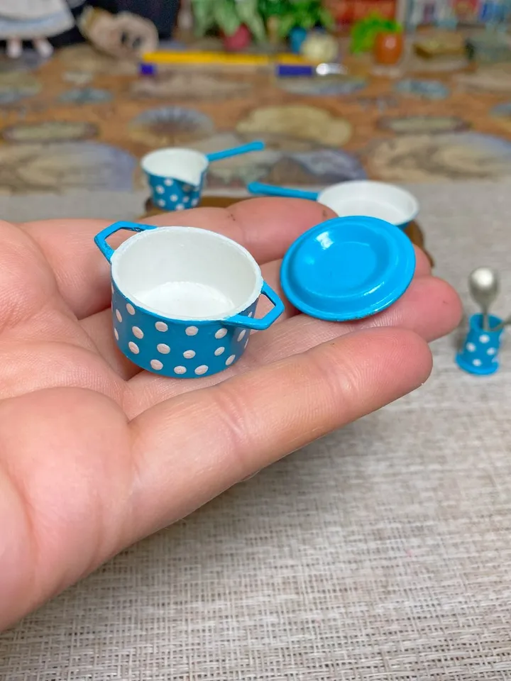 Doll dishes for doll kitchens. 1:12. Dollhouse miniature. Handmade.