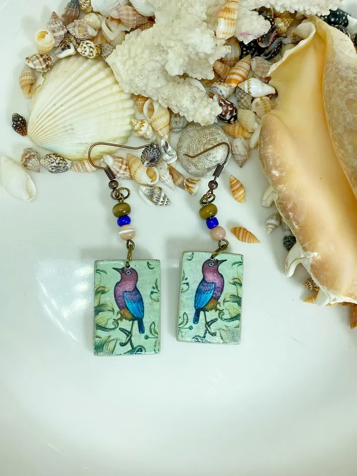Vintage handmade earrings. Earrings with images of birds.