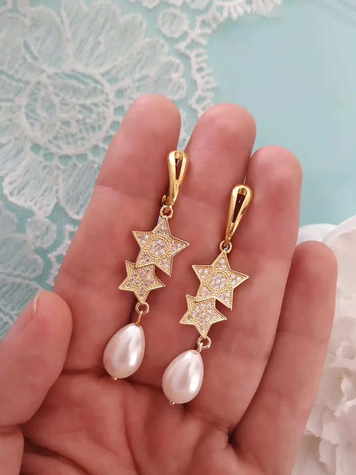 Star Earrings Celestial Gold Bridal Earrings Swarovski Crystal Boho Jewellery Drop Earrings Boho Earrings Bridesmaid Gift Dangle Earrings