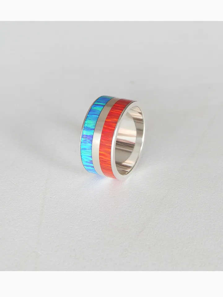 Silver band ring. Silver ring with synthetic opal.