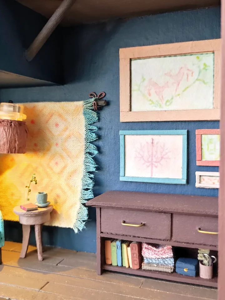 Miniature Roombox Diorama of Deer House scale 1/24