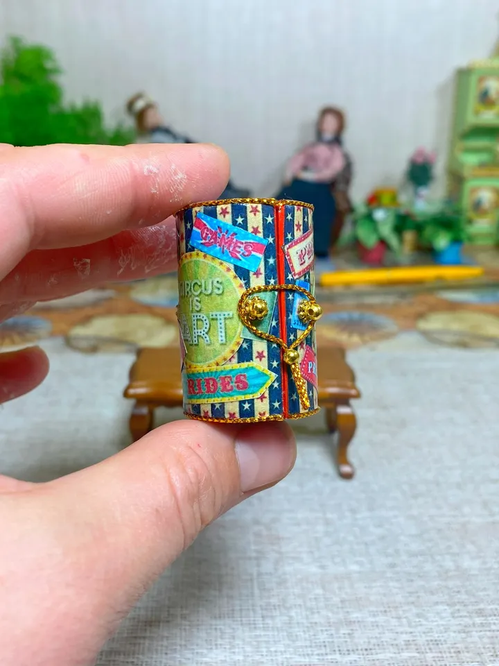 Tutorial. Puppet circus - box. 1:12. Two options.