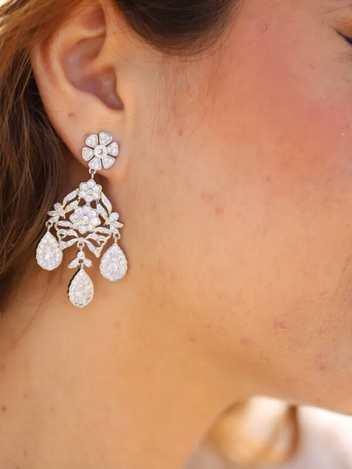 Elizabeth Taylor Wedding Earrings , Art Deco Bridal Earrings, Swarovski Crystal Wedding Jewelry, Chandelier Statement Earrings For Bride