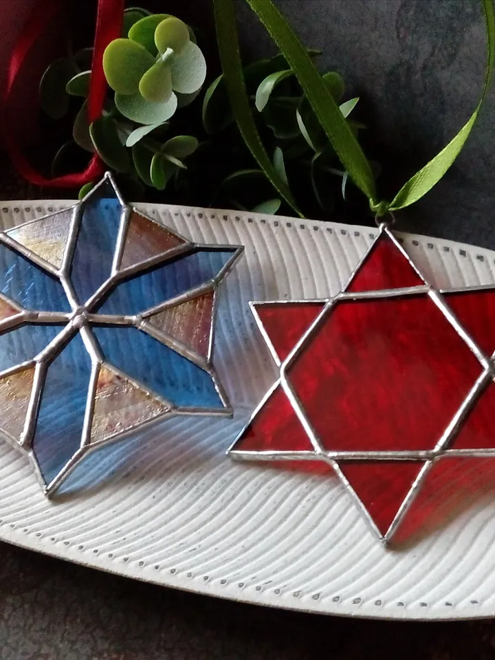 Set of 2 snowflake suncatchers, christmas ornaments, simple stained glass, Christmas decorations, Xmas tree star