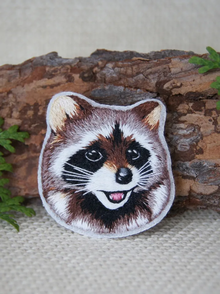 Brooch Raccoon. Small forest animal. Embroidered brooch.