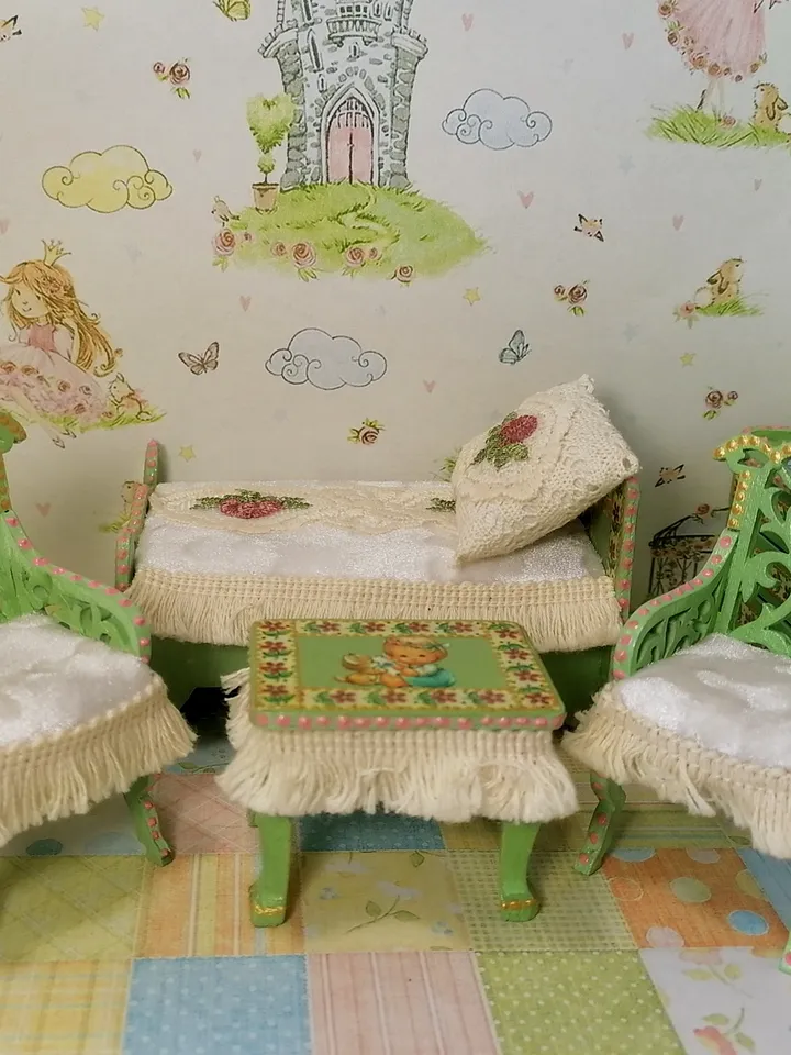 Dollhouse roombox furniture. Furniture for dolls. Furniture set.