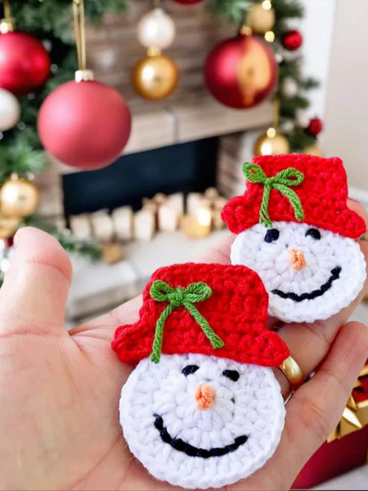 Beginner-Friendly  Little Crochet Snowman With Hat - Holiday Crochet Applique Pattern - Nordic Yarn Art With Crochet winter Decoration