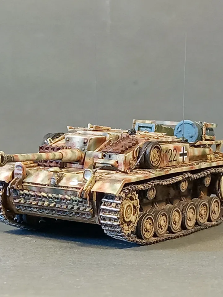 Pro Built model StuG III Ausf.E 232nd StugBrg, Kenigsberg, 1/72 scale