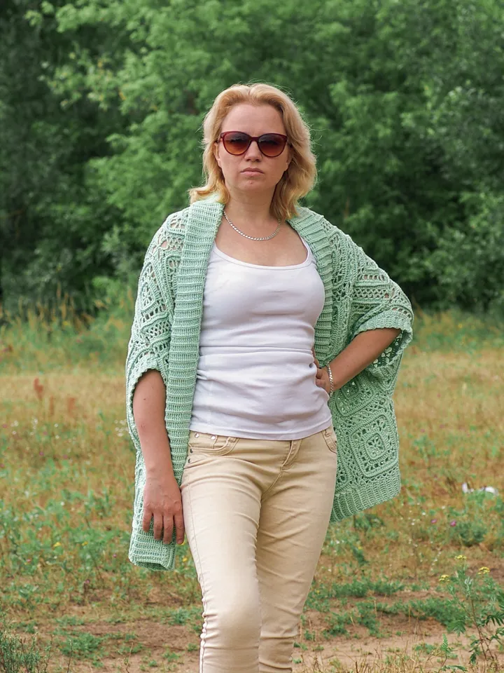 Women's Cardigan Poncho Crochet Pattern