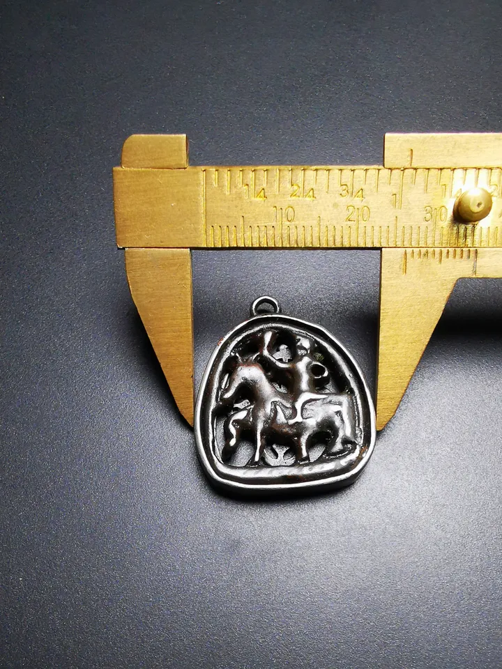 Gandhanra Antique Tibetan Buddhist Amulet,King Gesar,Joru,The Hero-Child of Tibet,Made of Thokcha,inlaid with Sliver