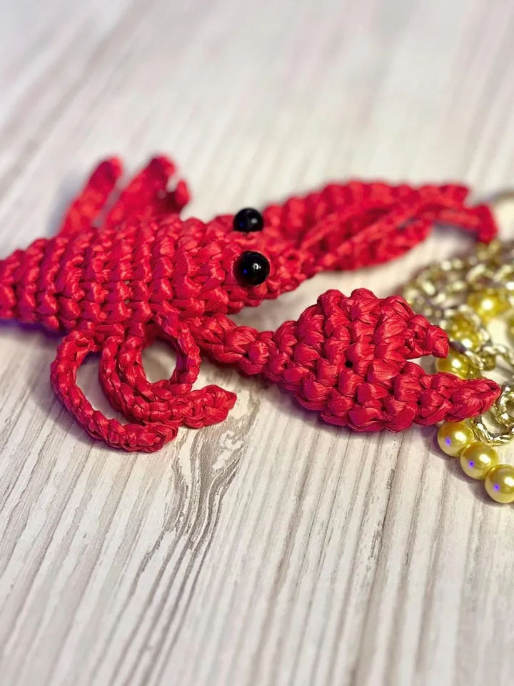 Crochet pattern lobster pendant digital instant download and video tutorial, bags charm, sea creature crochet, keychain ocean, fisherman