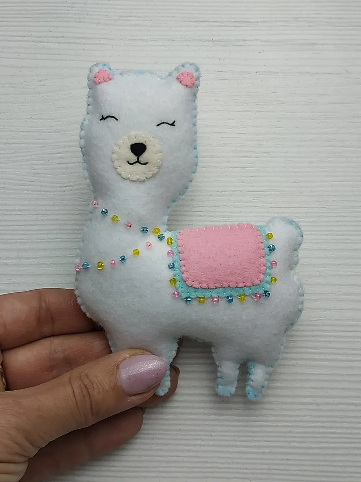 llama felt pattern, llama alpaca toy, plush sewing pattern, felt animals pattern PDF, toddler kids toys, plush llama décor, llama toy for baby, llama alpaca stuffed animal, alpaca llama stuffed toy, cute llama toy, baby shower gift