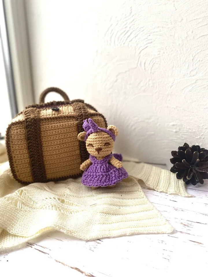 PDF Crochet Pattern Teddy Bear in Suitcase, Small Toy Pattern, Amigurumi, Animal Pattern, Amigurumi bear pattern, TUTORIAL bear in Eng