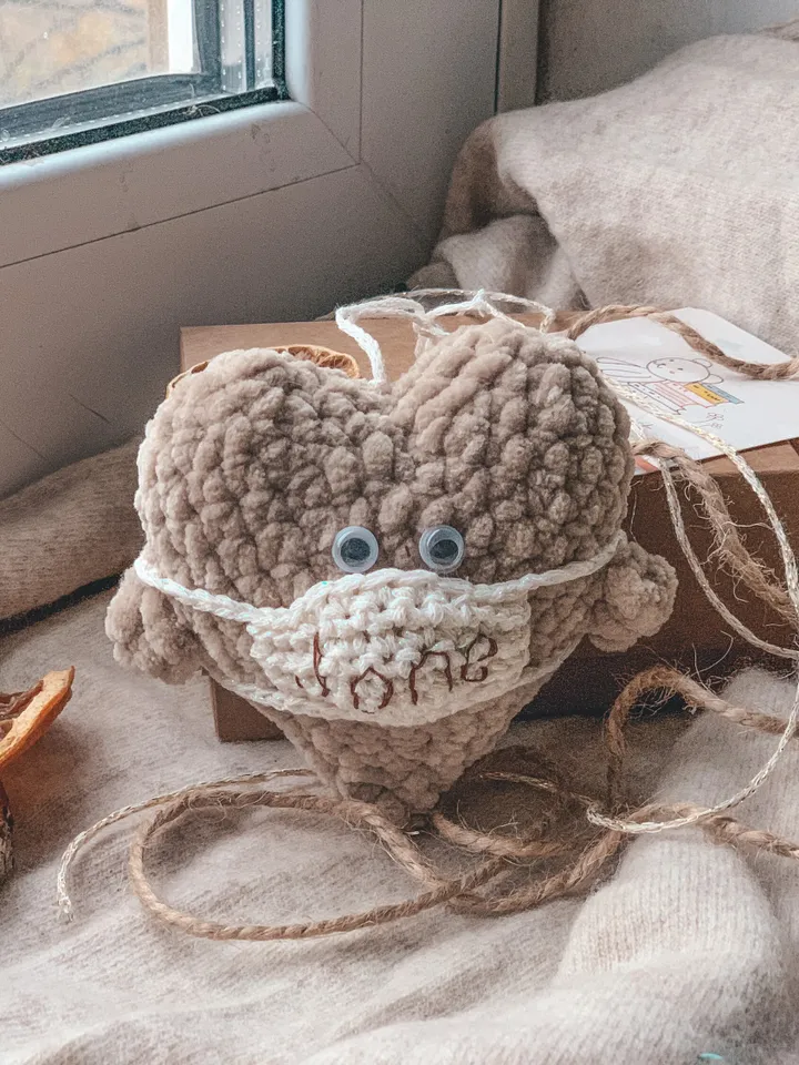 Crochet plush heart in mask personalised gift, small stuffed ornament, funny keychain Valentine’s Day, pendant on a car