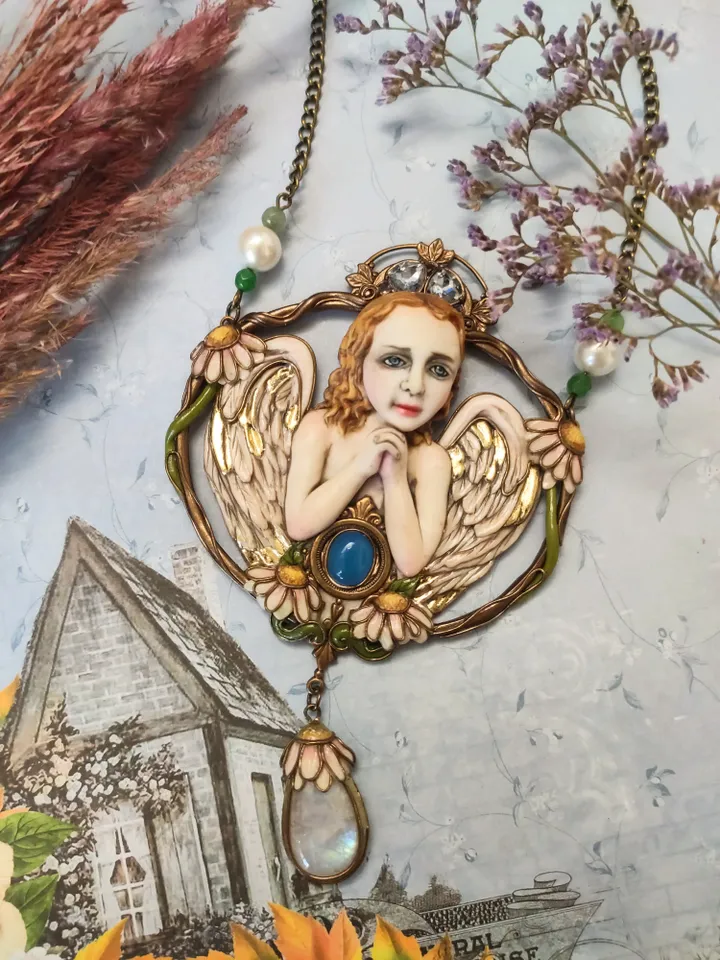 Necklace guardian Angel, Vintage Angel Pendant,Angel charm, Victorian Necklace