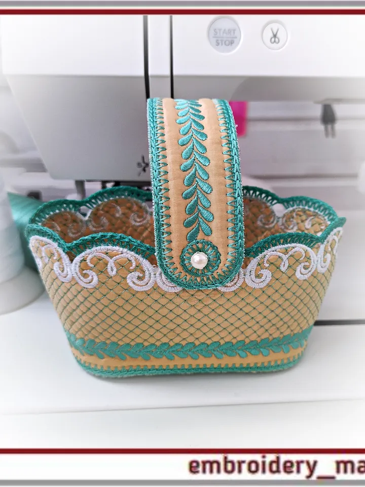 In the hoop embroidery design Small oval Basket With Handle – Embroidery Manavi 05