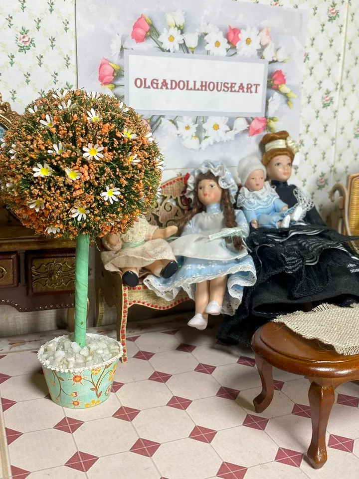 Topiary for a dollhouse. 1:12. Handmade. Plant for a doll.