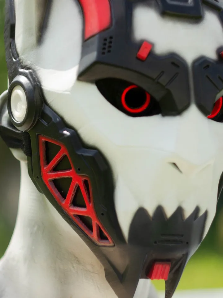 Cyber Cat Mask, CyberCat Mask, Cosplay Sci-Fi Mask, CyberPunk Mask for Halloween Photoshoot or Cosplay, Eyes with a Circle
